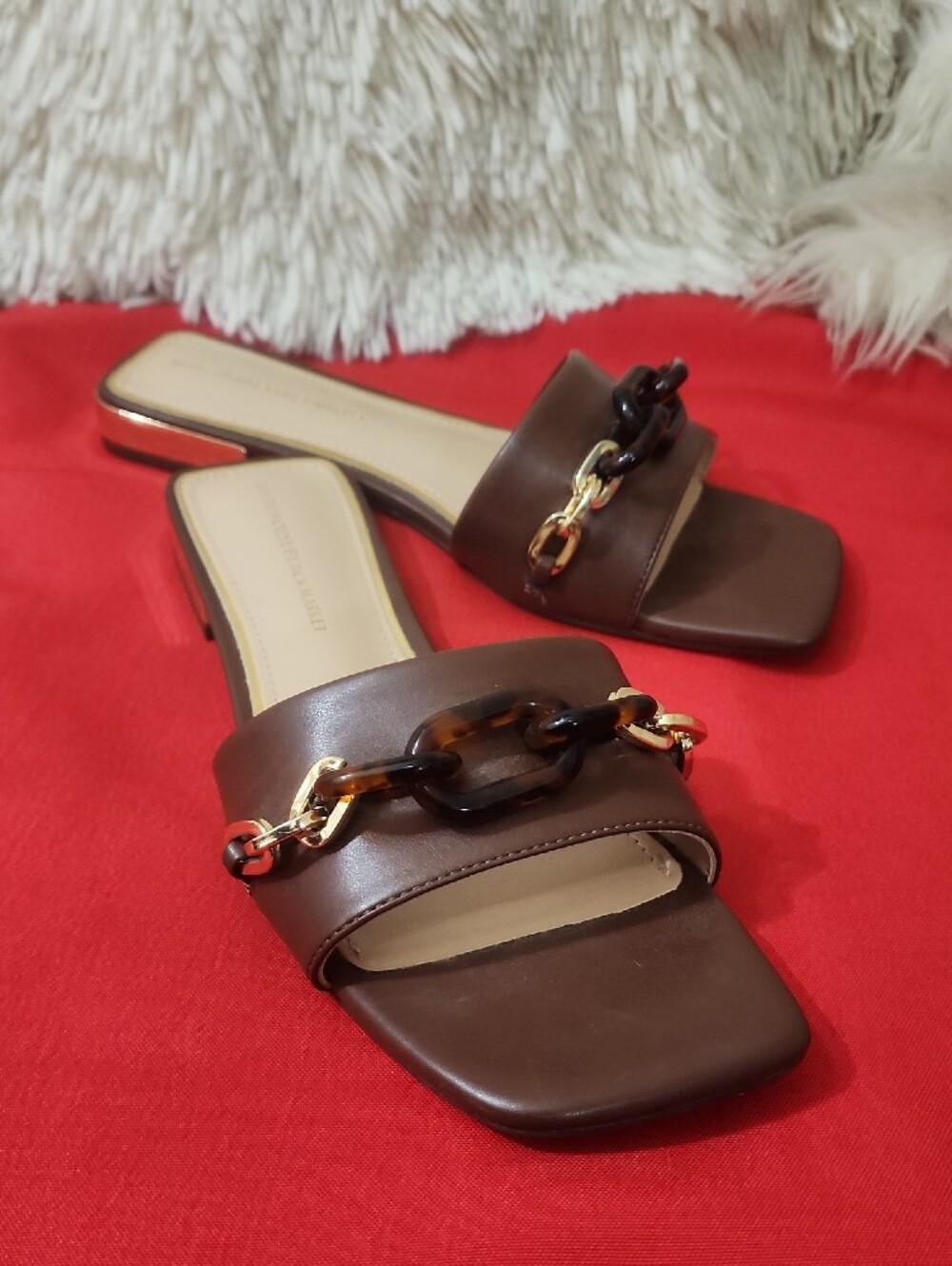 White house black market Tortoise Link Flat Sandal